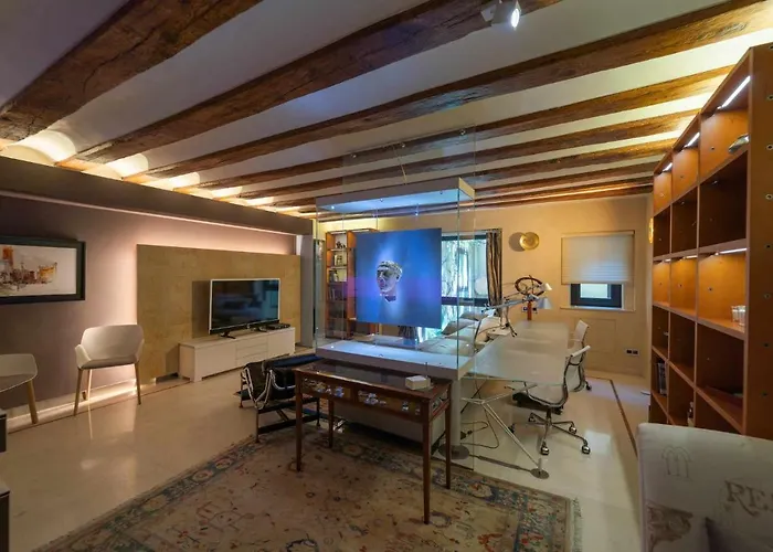 El Palacio De Argensola By Alogest Apartment