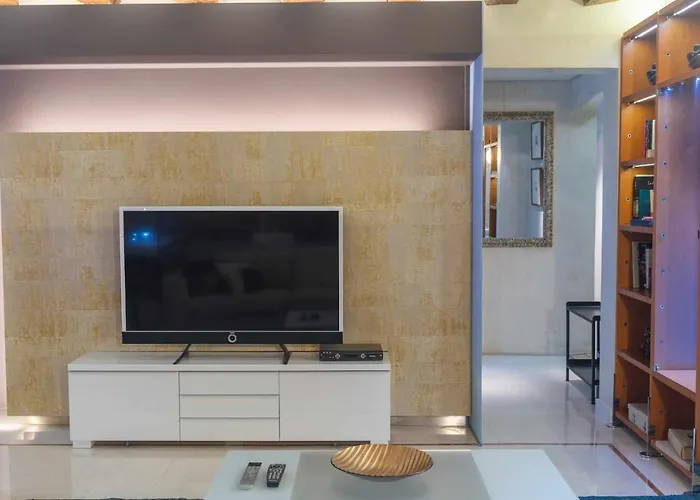 Apartment El Palacio De Argensola By Alogest