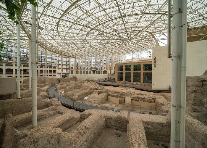 Apartment El Palacio De Argensola By Alogest