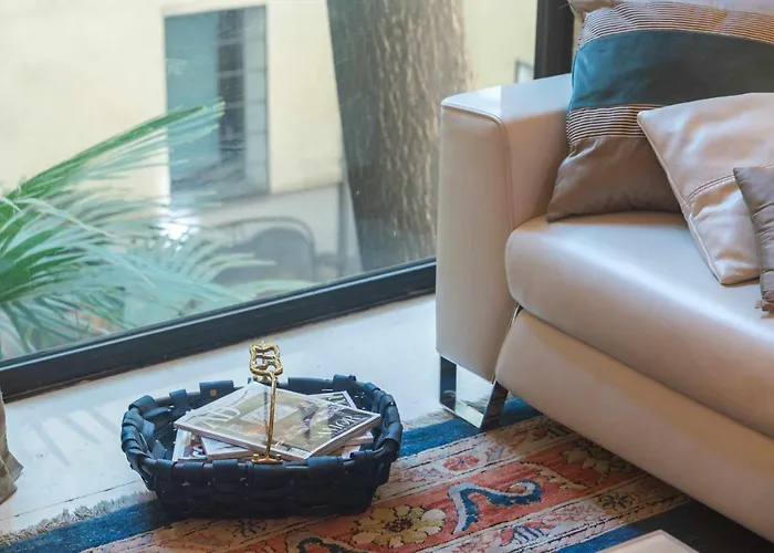 El Palacio De Argensola By Alogest Zaragoza